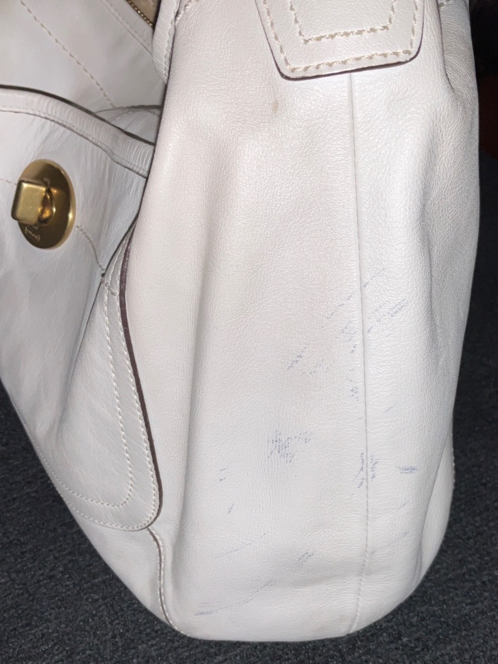 Coach Cream Leather Hobo with Gold Turn-Lock - Picture 11 of 16
